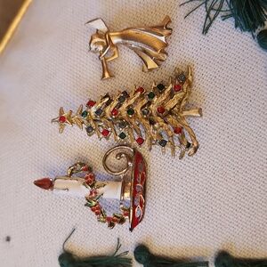 Bundle of 3 Vintage Silver Tone Holiday Christmas Themed Pins Brooches